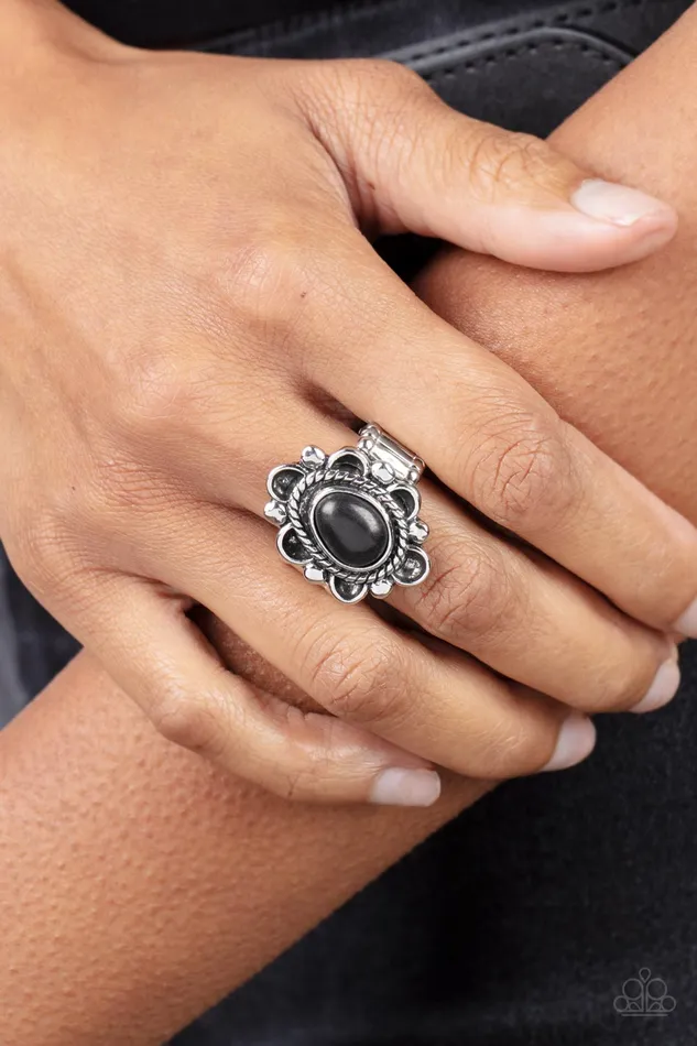 Rings Desert Prairie Black Stone Silver Ring Paparazzi Paparazzi Accessories